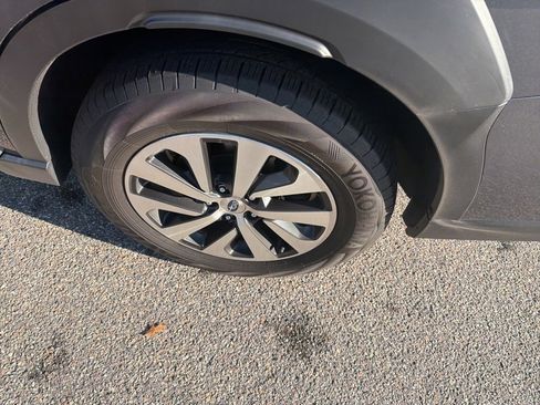 Used 2024 Subaru Outback Premium w/ Popular Package #1A image 26