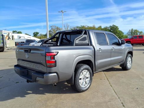 Certified 2023 Nissan Frontier SV w/ SV Convenience Package AWD/4WD image 2
