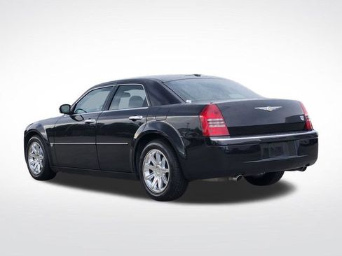 Used 2006 Chrysler 300 C w/ Sound Group II RWD image 5