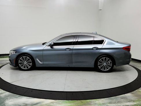 Used 2019 BMW 530i w/ Convenience Package image 8