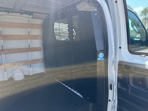 Used 2023 GMC Savana 2500 w/ Driver Convenience Package image 11