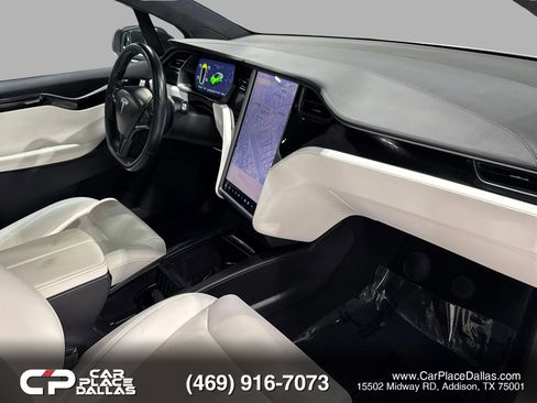 Used 2018 Tesla Model X 100D AWD/4WD image 23