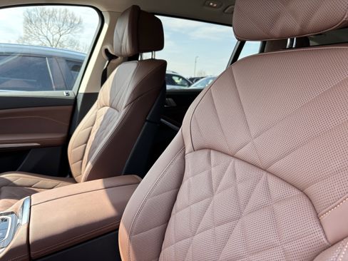 Used 2026 BMW X7 xDrive40i image 17