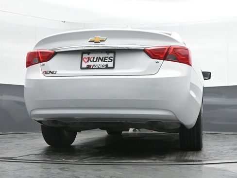 Used 2016 Chevrolet Impala LT image 37