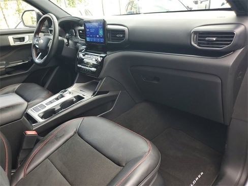 Used 2022 Ford Explorer ST-Line w/ Class IV Trailer Tow Package image 11