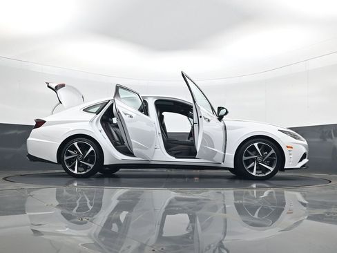 Used 2023 Hyundai Sonata SEL Plus image 33