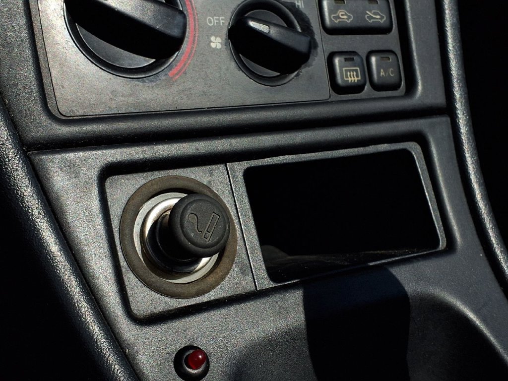 Used 1997 Toyota Celica ST FWD image 15