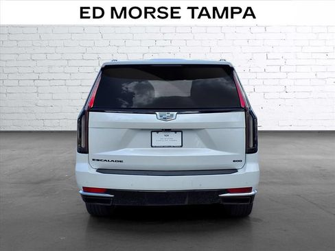 Used 2021 Cadillac Escalade Sport w/ LPO, Illumination Package AWD/4WD image 4