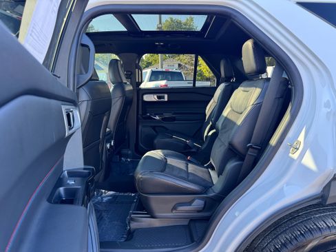 Used 2023 Ford Explorer ST w/ Equipment Group 401A image 12