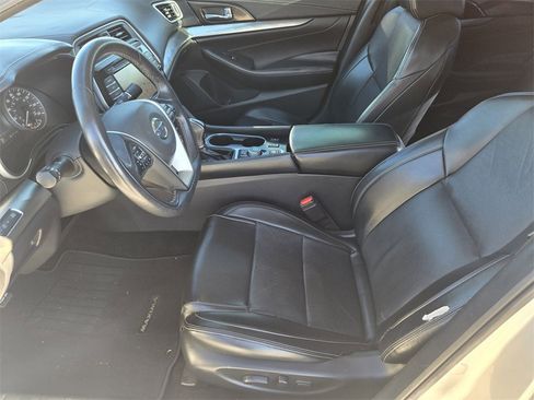 Used 2019 Nissan Maxima 3.5 SL w/ Floor Mat Group image 12