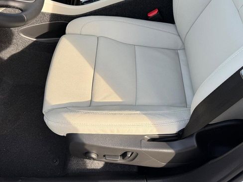 New 2026 Volvo XC40 B5 Plus w/ Protection Package Premier image 11