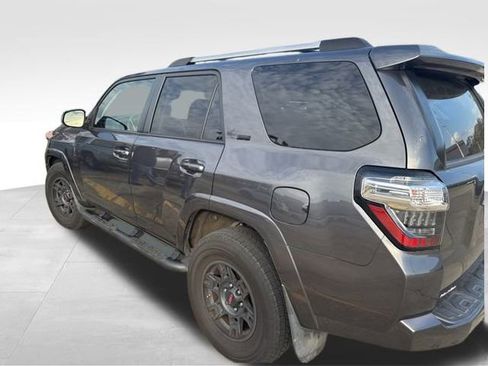 Used 2021 Toyota 4Runner SR5 image 10