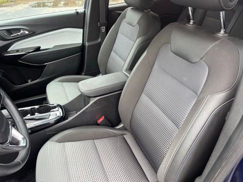 Used 2024 Chevrolet Trax LT w/ Driver Confidence Package image 16