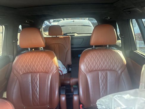 Used 2021 BMW X7 xDrive40i w/ M Sport Package image 8