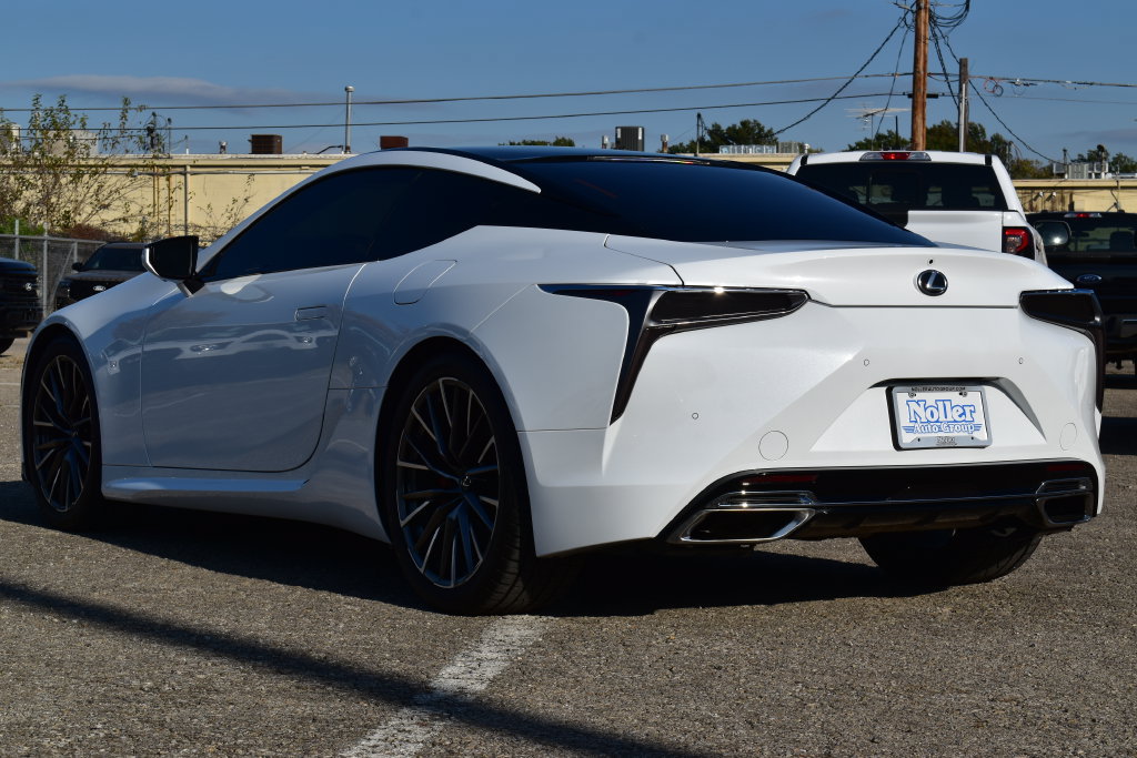 Used 2024 Lexus LC 500 Coupe w/ Sport Package RWD image 9