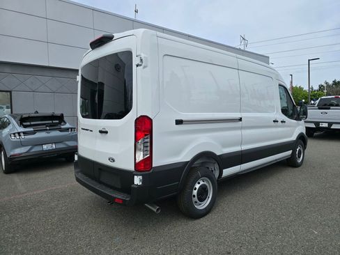 New 2026 Ford Transit 250 148 Medium Roof RWD image 5