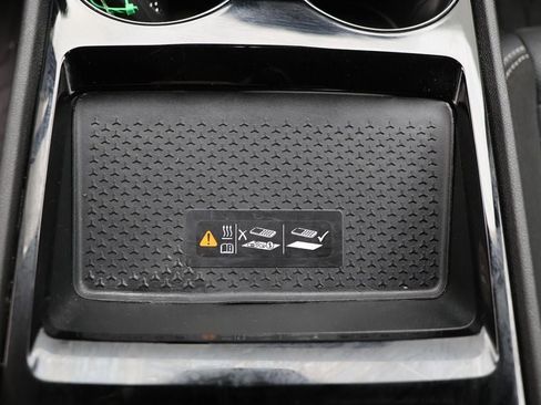 Used 2024 Chevrolet Blazer EV LT image 27