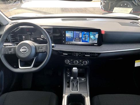 New 2026 Nissan Kicks S image 5