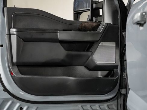 Used 2024 Ford F250 Lariat w/ Sport Appearance Package AWD/4WD image 35