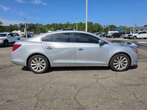 Used 2016 Buick LaCrosse Leather FWD image 9