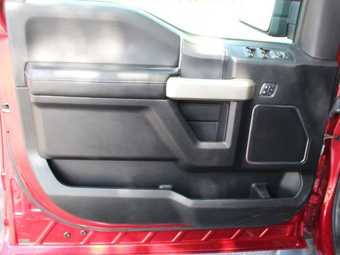 Used 2017 Ford F150 Lariat w/ Equipment Group 502A Luxury AWD/4WD image 10
