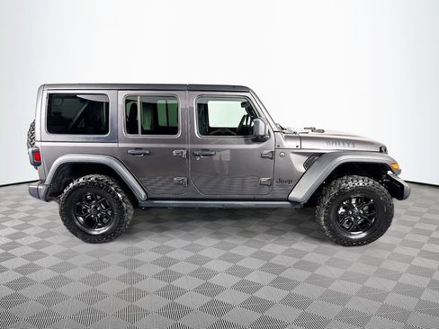 Used 2025 Jeep Wrangler Unlimited Sport AWD/4WD image 8