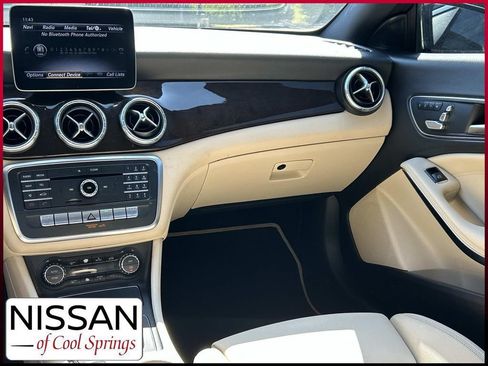 Used 2019 Mercedes-Benz CLA 250 image 21