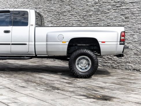 Used 2001 Dodge Ram 3500 Truck 4x4 Quad Cab image 16