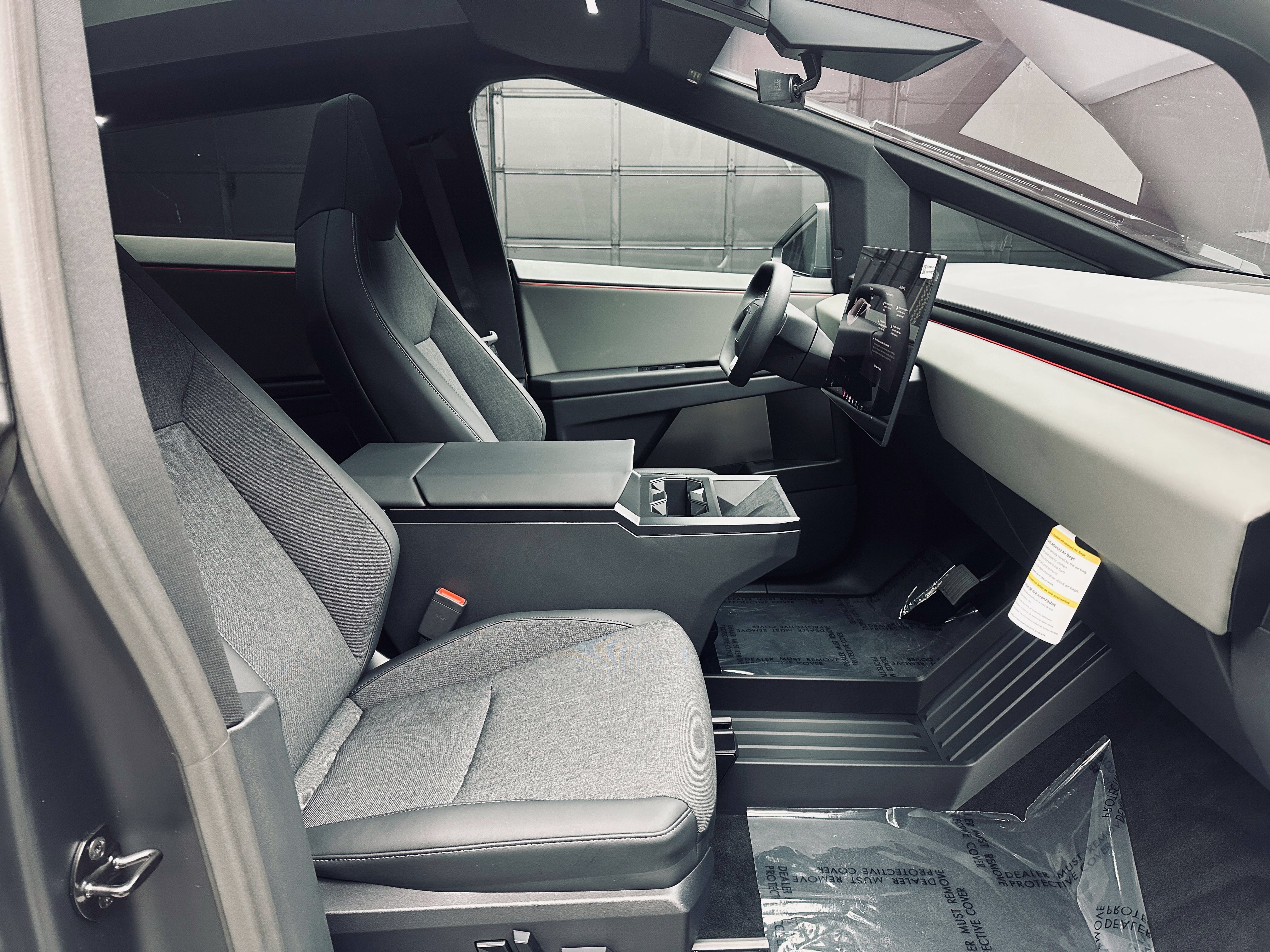 Used 2026 Tesla Cybertruck AWD Crew Cab image 16