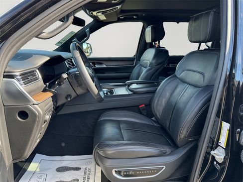 Used 2024 Jeep Grand Wagoneer L Base image 24