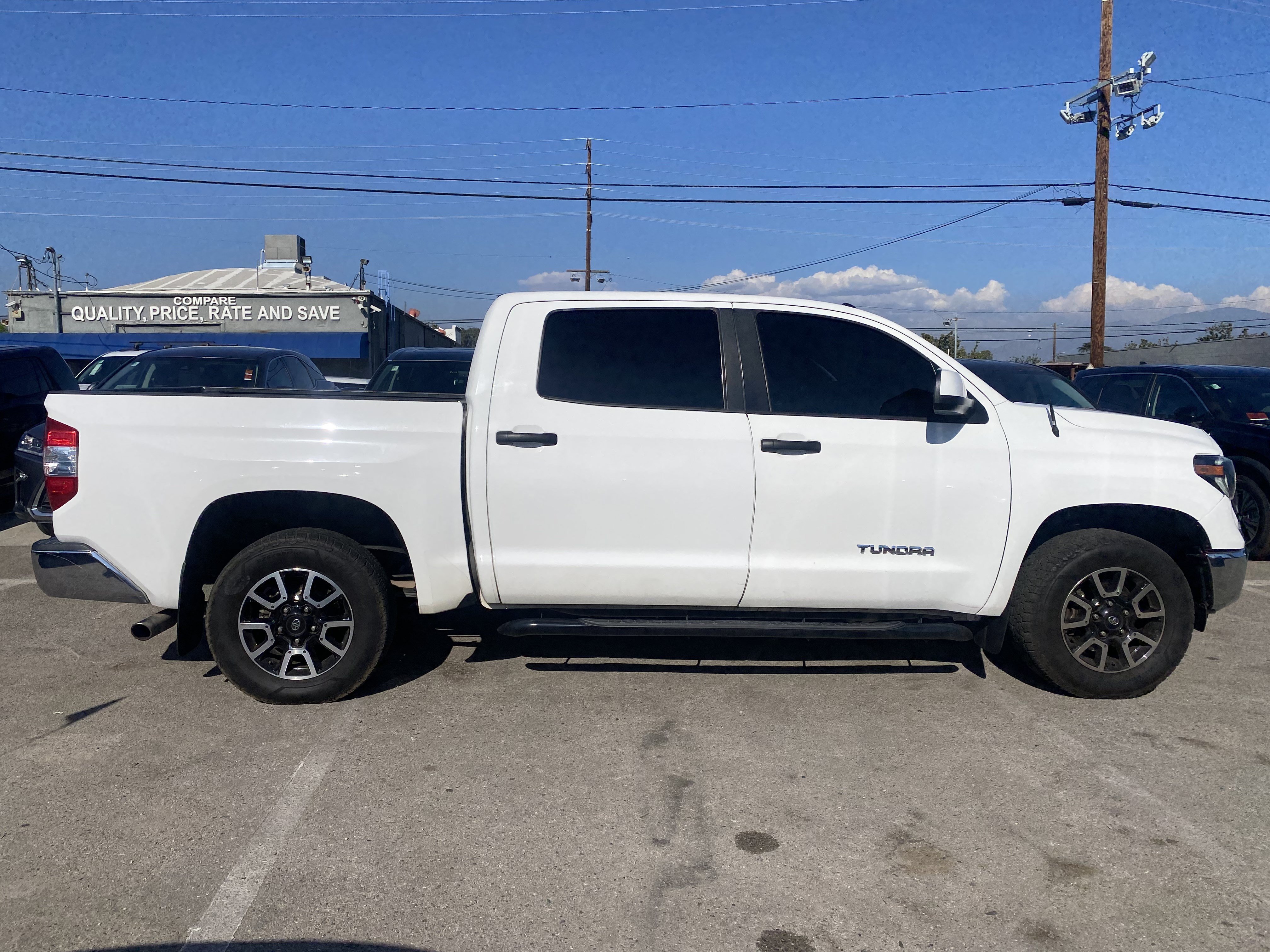 Used 2017 Toyota Tundra SR5 w/ SR5 Upgrade Package RWD image 8