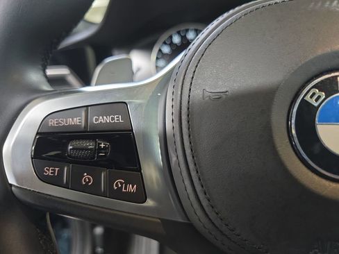 Used 2020 BMW 330i Sedan w/ Convenience Package image 20