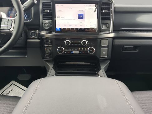 New 2026 Ford F250 Lariat w/ Lariat Premium Package image 47