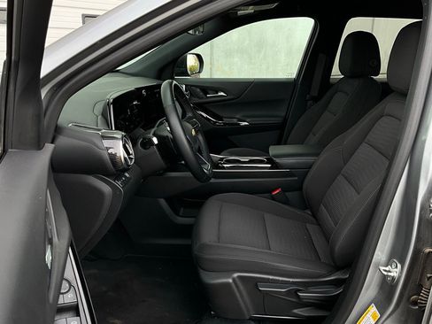Used 2025 Chevrolet Equinox LT image 10