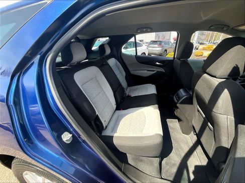 Used 2023 Chevrolet Equinox LS image 16