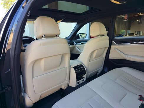 Used 2021 BMW 530e w/ Parking Assistance Package RWD image 32