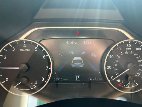 Used 2015 Nissan Murano SV FWD image 18