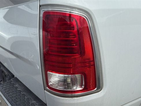 Used 2016 RAM 2500 Laramie w/ Convenience Group image 9