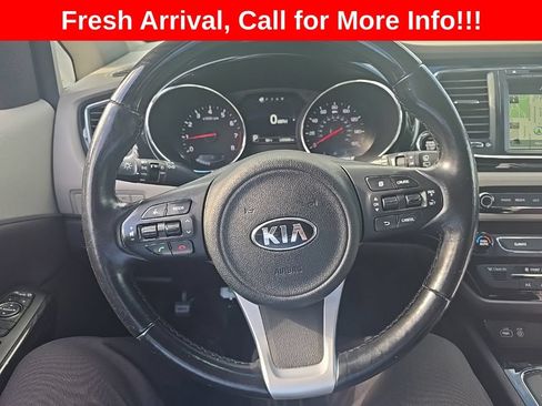 Used 2016 Kia Sedona SX Limited FWD image 4