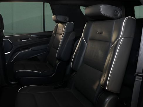 Used 2023 Cadillac Escalade Sport image 13