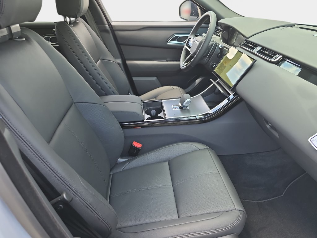 New 2026 Land Rover Range Rover Velar S AWD/4WD image 10