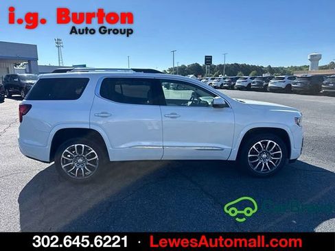 Used 2023 GMC Acadia Denali w/ Denali Ultimate Package FWD image 2