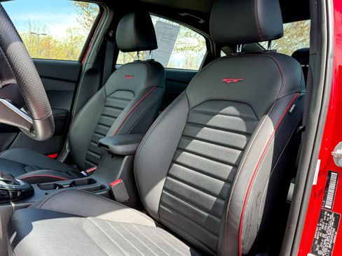 Used 2023 Kia Forte GT w/ GT2 Package image 16