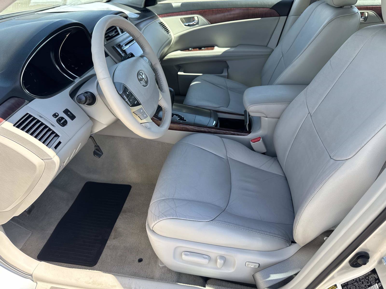 Used 2012 Toyota Avalon FWD image 20