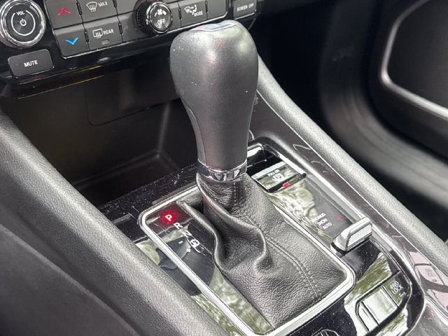 Used 2024 Jeep Compass Latitude AWD/4WD image 15
