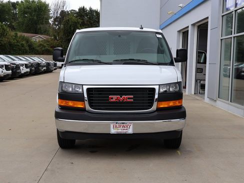 New 2025 GMC Savana 3500 Work Van w/ Driver Convenience Package image 5