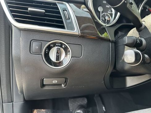 Used 2015 Mercedes-Benz ML 350 4MATIC image 30