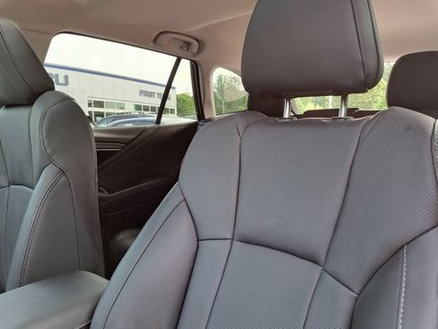 Certified 2025 Subaru Outback Limited AWD/4WD image 26