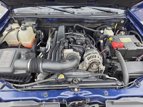 Used 2011 GMC Canyon SLT image 18