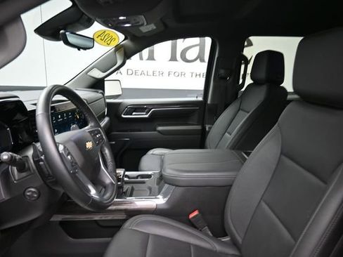 Used 2024 Chevrolet Silverado 1500 LTZ w/ Technology Package AWD/4WD image 14